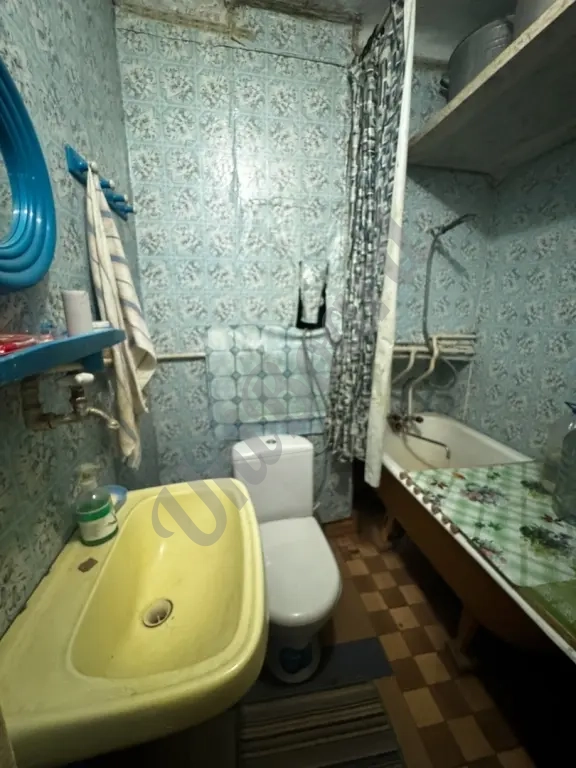 Продам 2-комнатную квартиру 2/3, в г. Донецк, Пролетарский р-н,