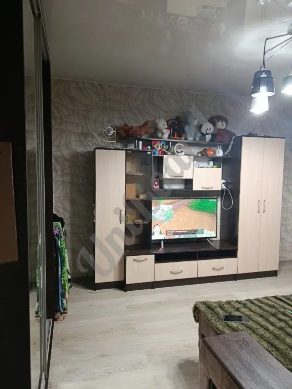 Продажа 2-комнатной квартиры 6/9 в Горняцком р-не, м-н Зеленый