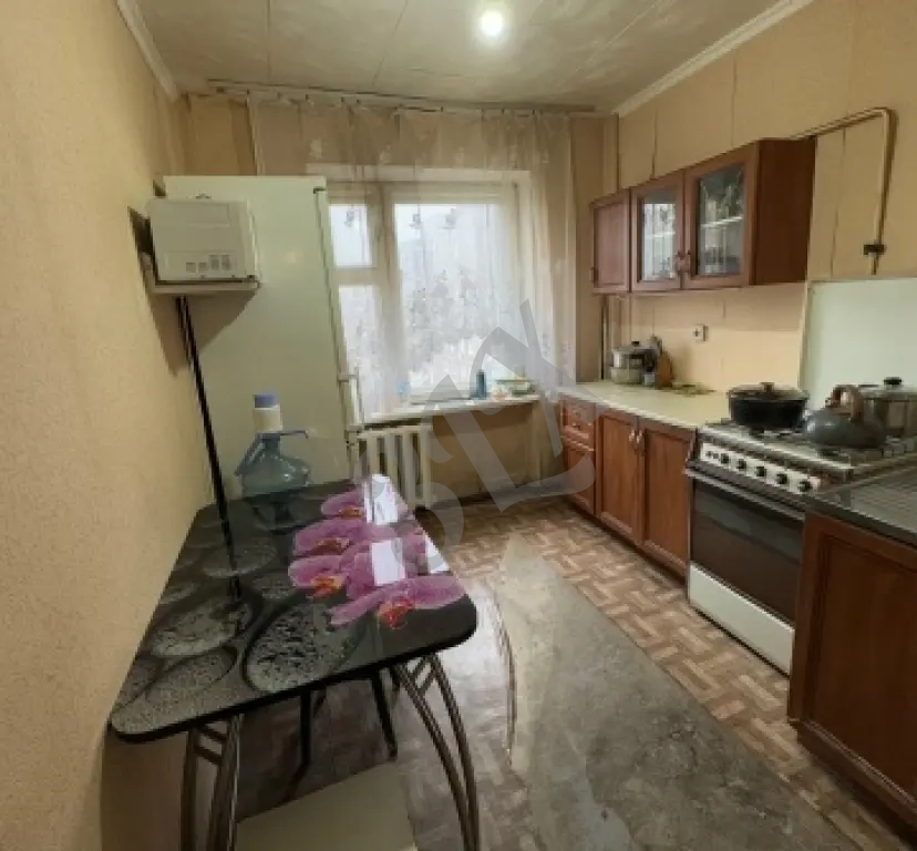 3-комнатная квартира, 8/10, в г. Макеевка, Советский р-н