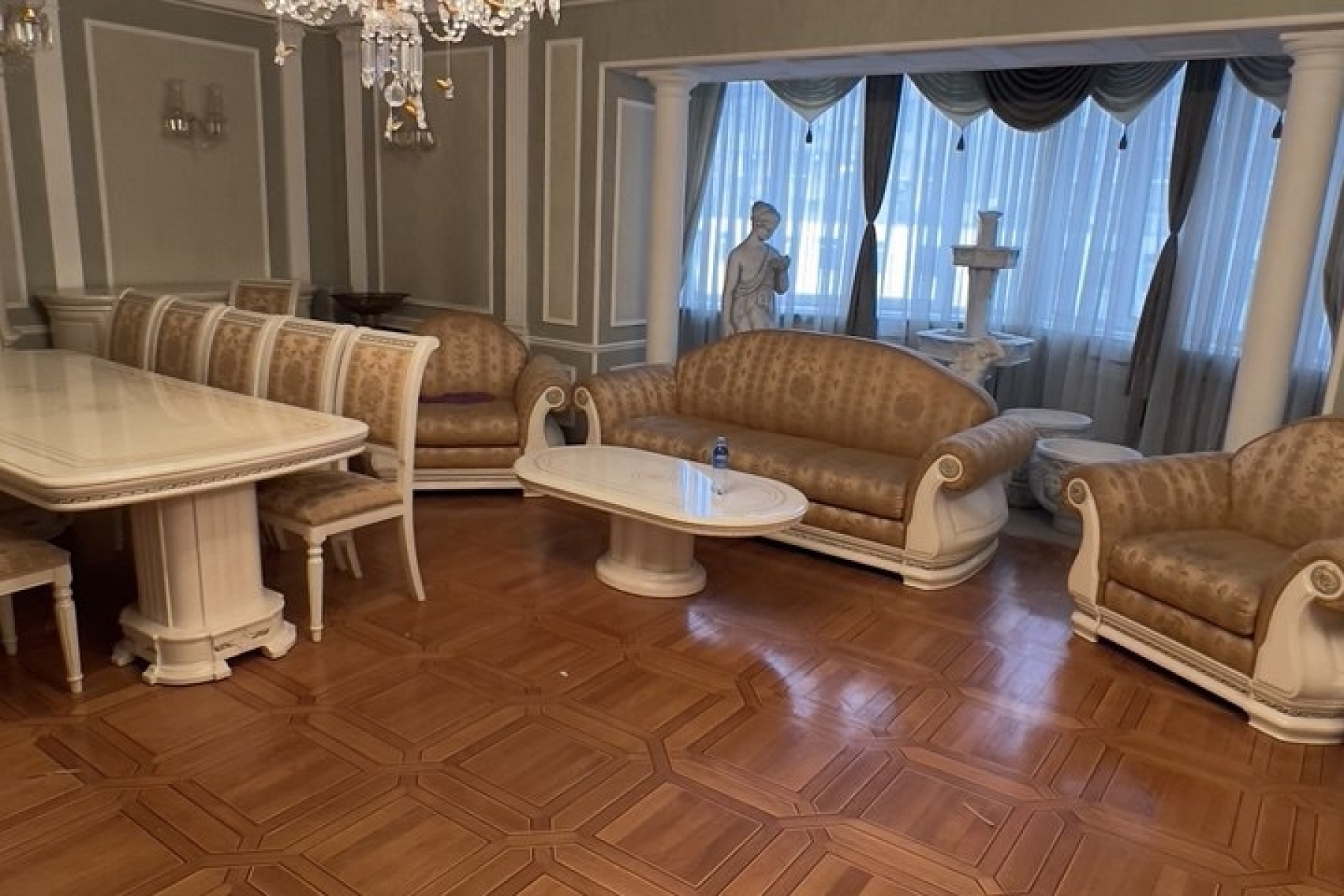 Продажа 4к квартиры Самый Центр ул. Челюскинцев Ворошиловский р-н ориентир к.т Шевченко Универси