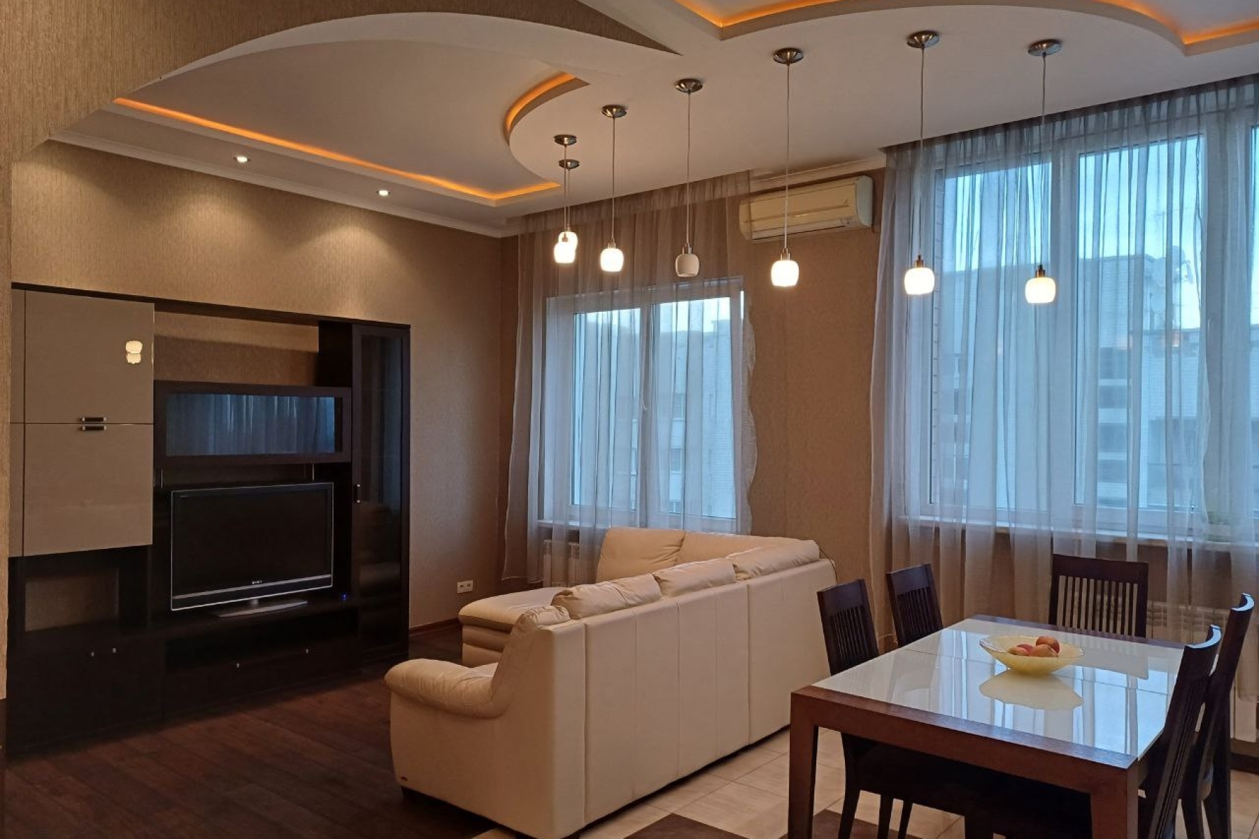 Продам 3-х комнатную квартиру в Ворошиловском районе