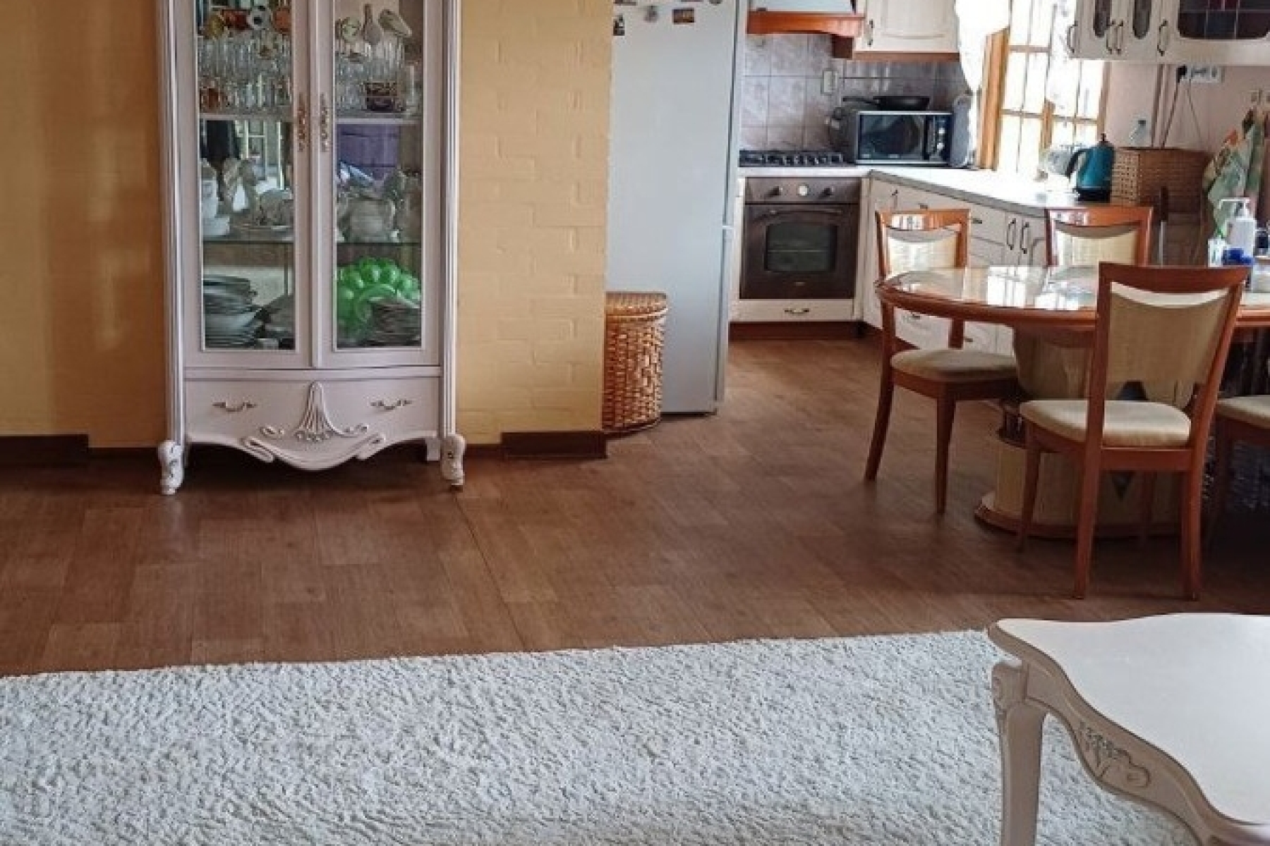 Продажа 4-х комнатной квартиры в Калининском районе